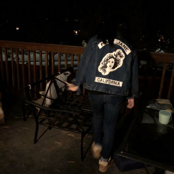 Vintage Redeux Mary Jane California Back Patch Embellished Jean Jacket Sz small - Picture 3 of 8